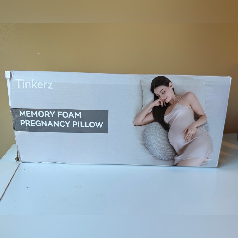 Tinkerz Memory Foam Pregnancy Pillow